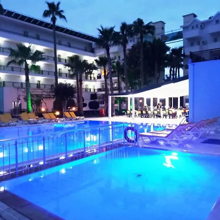 Malibu Hotel 4*
